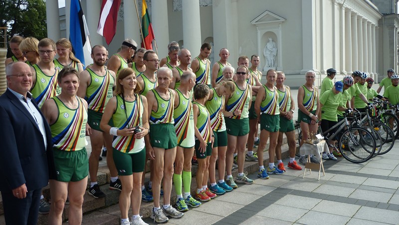 XXV-asis estafetinis bėgimas Baltijos kelias (1)